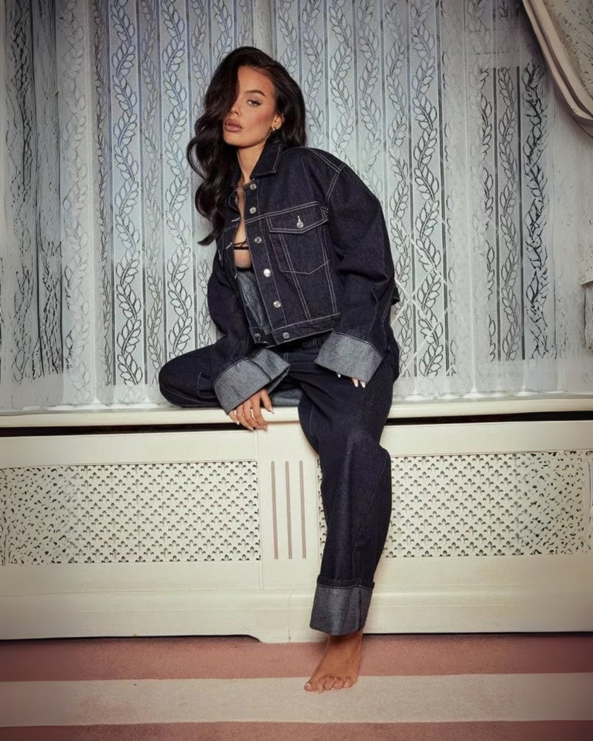 Conjunto vaquero de dos piezas con chaqueta vaquera y pantalón largo - mujer